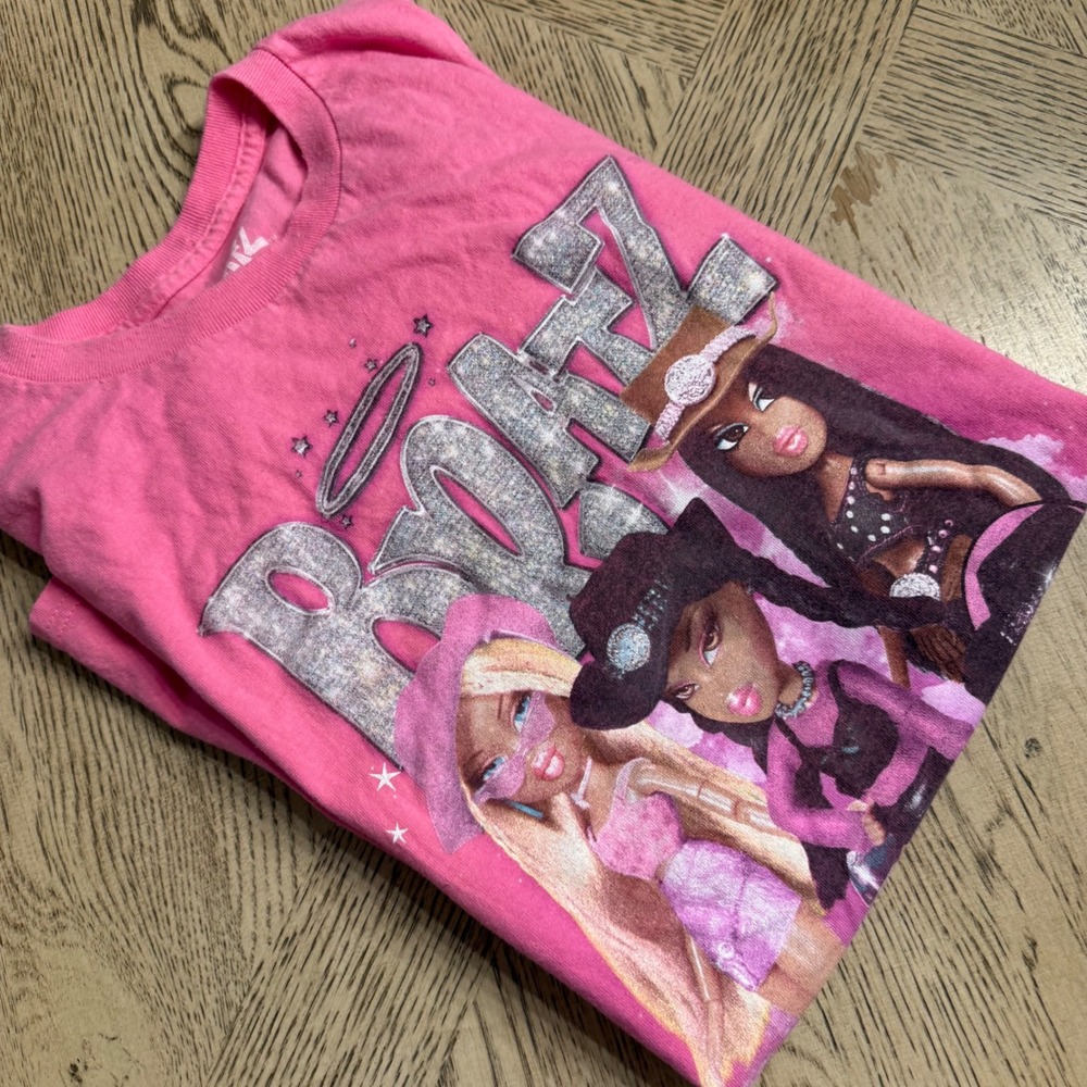 Bratz Pink Graphic T-Shirt Y2K‎ Western Cowgirl Glitter Logo Medium M